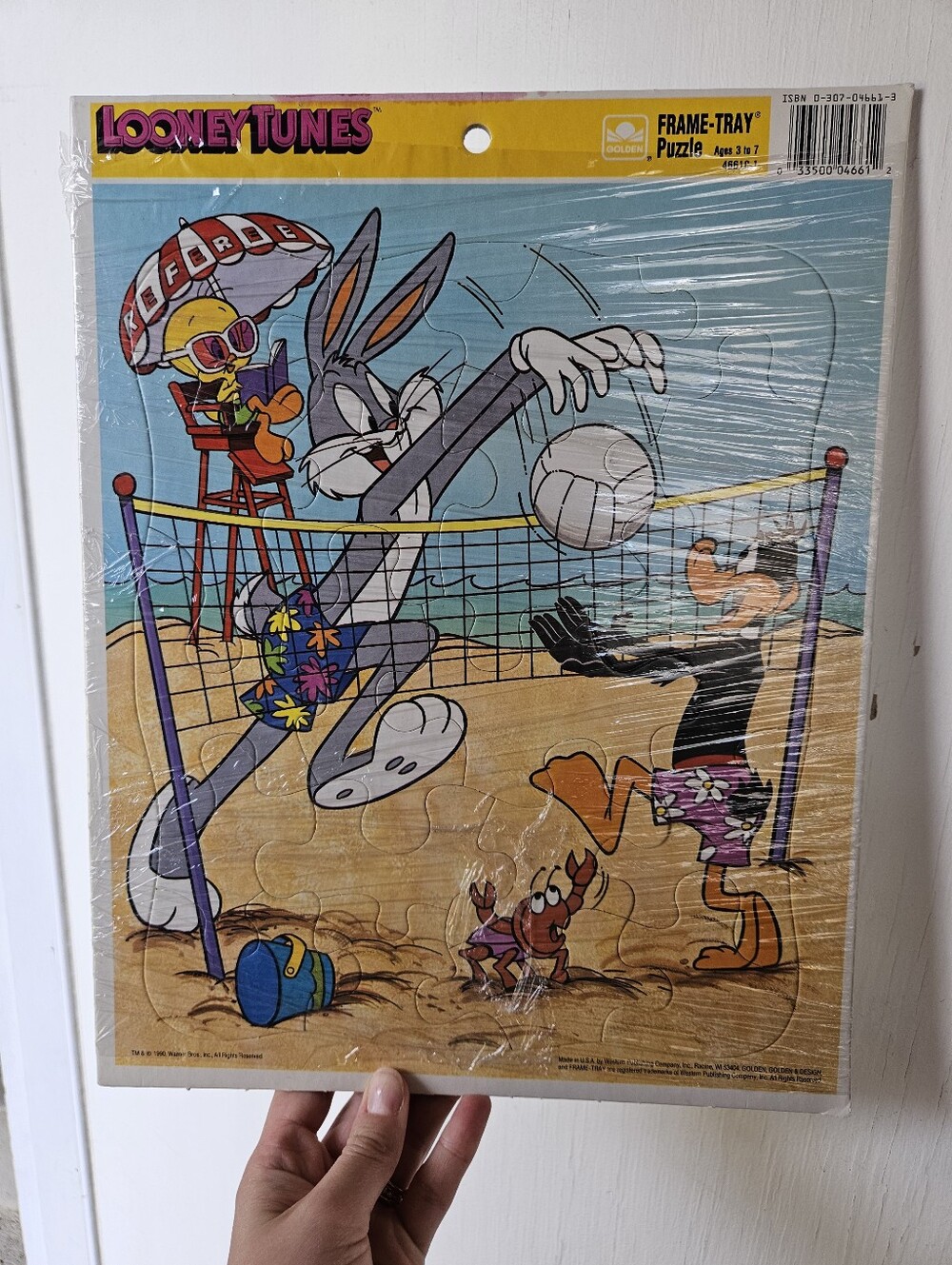 1990 Looney Tunes Frame Tray Puzzle Beach Volleyball Scene